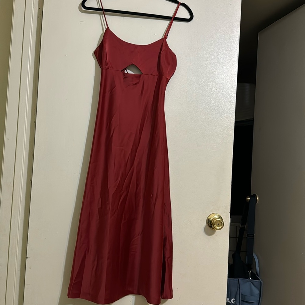 Banana Republic front cut out strap midi dress - Picture 2 of 8